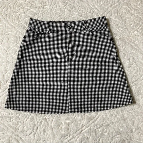BRANDY Melville John Galt Gingham Check Mini Skirt - Picture 2 of 4